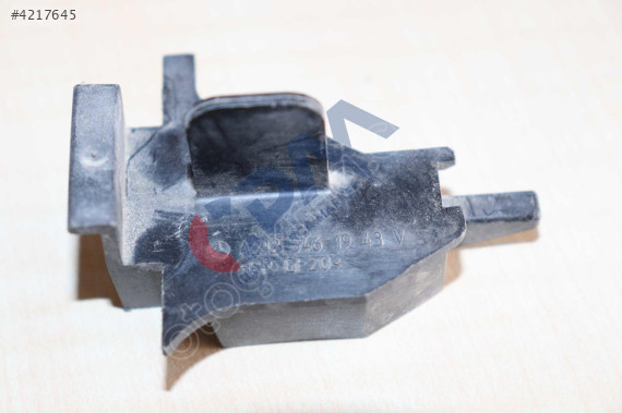 MERCEDES E SERİSİ A212 W212 BRAKET A2125461943