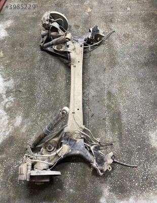 RENAULT MEGAN 2  DOLU ARKA DİNGİL