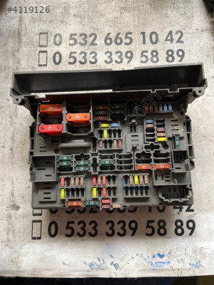ÇIKMA BMW E90 9119446-03 911944603 SİGORTA KUTUSU