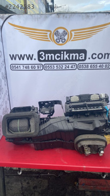 AUDİ A3 ORİJİNAL ÇIKMA KALORİFER KAZANI