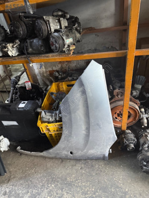 Citroën Berlingo sol ön Çamurluk