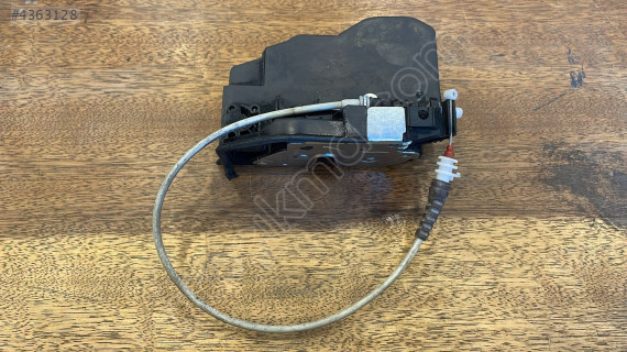 BMW 3 SERİSİ E87 F20 E90 F30 F10 SAĞ ÖN KAPI KİLİDİ 7229458