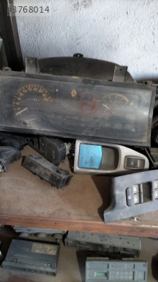 Renault 9.19 kilometre saati