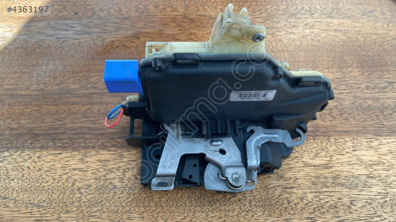 VOLKSWAGEN POLO 2002-2009 SOL ARKA KAPI KİLİDİ 3B4839015AN