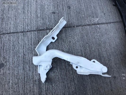 MERCEDES A SERİ W176 KAPUT MENTEŞESİ