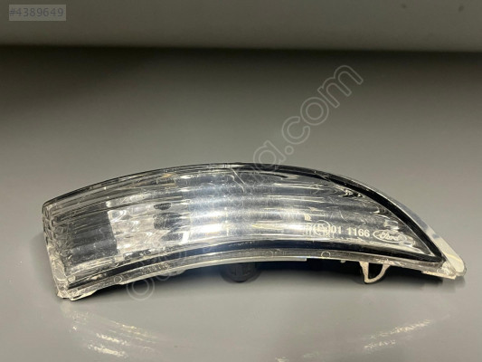 FİESTA AYNA SİNYALİ SAĞ ORJİNAL 8A6113B382A