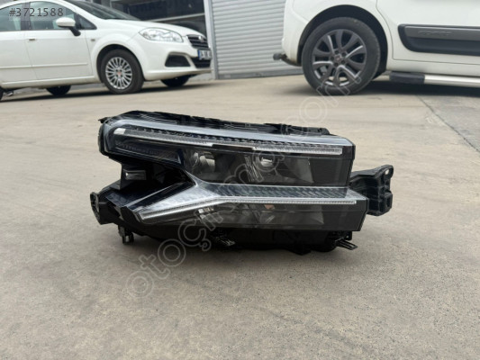 Citroen C5 Aircross Sağ Ön Farı - Oto Çıkma Parçaları