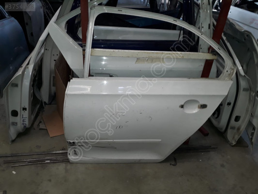 SEAT TOLEDO 2014 SOL ARKA KAPI