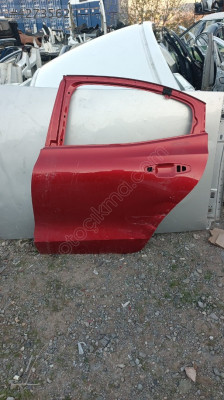 2025 FORD FOCUS 4,5 SOL ARKA KAPI ÇIKMA ORJİNAL