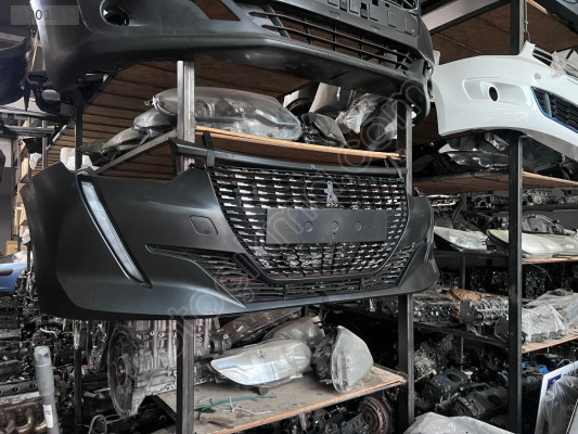 Peugeot 208 ön tampon dolu yeni kasa