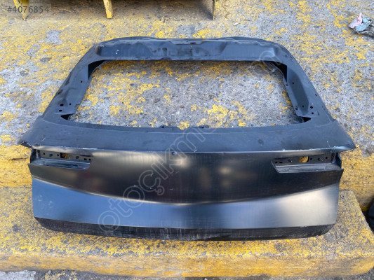 OPEL MOKKA B BAGAJ KAPAĞI SIFIR ORJİNAL TAŞIMA HATALI 9837499880