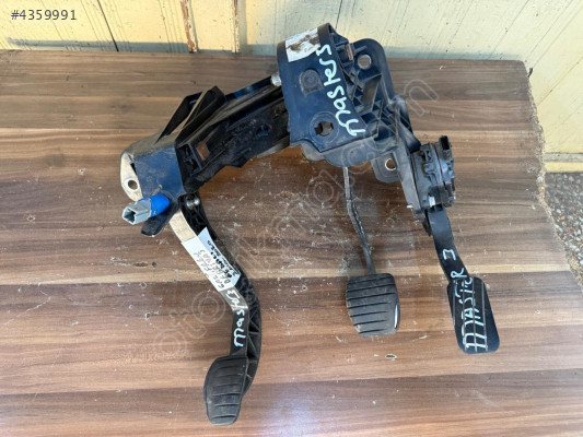 RENAULT MASTER 3 GAZ PEDALI,RENAULT MASTER 3 FREN PEDALI 10-20