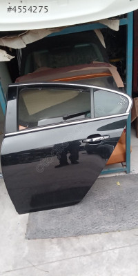 opel insignia 2016 sol arka kapı (son fiyat)