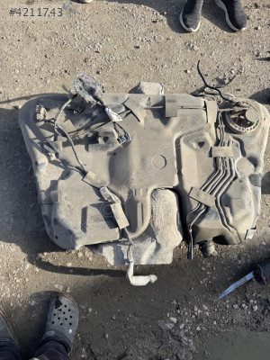 Volvo s80 2.4d5 çıkma depo şamandırası