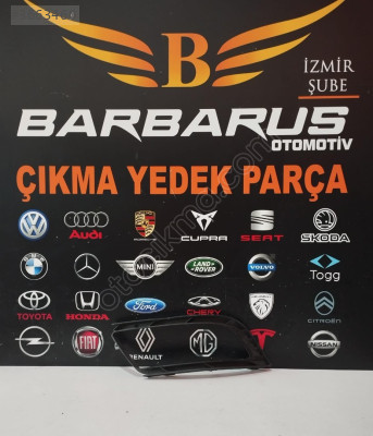 SKODA SUPERB SOL SİS FAR KAPAĞI 3T0807681