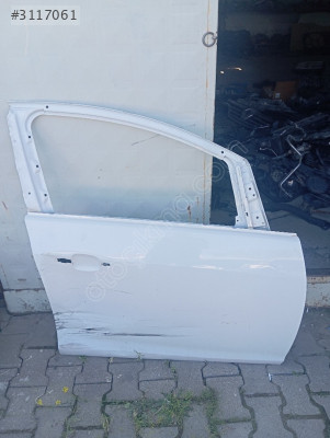 Opel Astra j kasa sağ ön kapı 2009 2017 arası