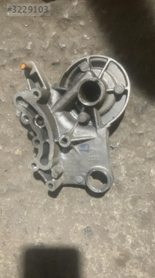 06H103166 Volkswagen audi passat Eksantrik mili bağlantı braketi