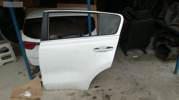 kia sportage 2018 sol arka kapı (son fiyat)