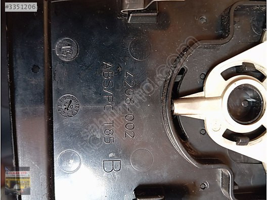 4208002 SKODA FABİA ORTA HAVA MENFEZİ