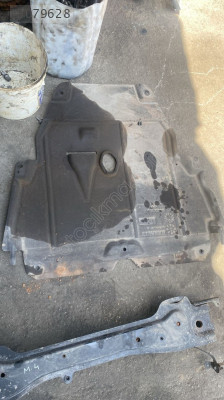 RENAULT MEGANE4 1.3 TCE MOTOR ALT MUHAFAZA OTO FEDAİ