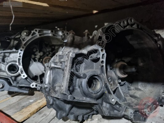 TOYOTA YARİS 1.3 ORJİNAL ÇIKMA ŞANZIMAN ÇAVUŞOĞLU TOYOTA