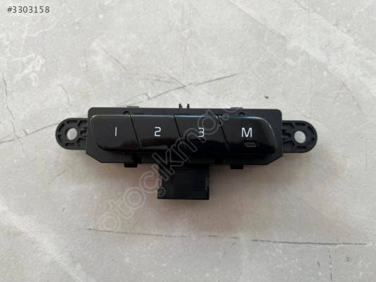 Orjinal Volvo XC90 Sol Ön Koltuk Ayar Anahtarı 31376461