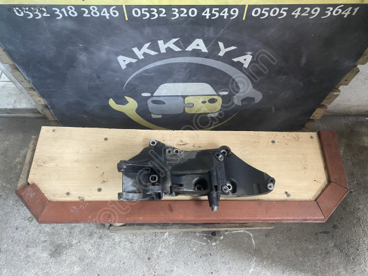Laguna 2 1.9 DCİ Klima Motoru Bağlantı Braketi Orijinal Çıkma