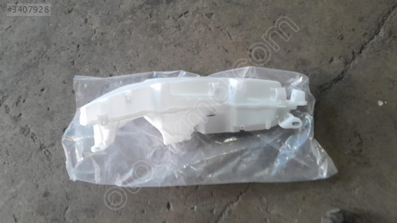Audi a6 2005 silecek su bidonu sıfır yedek parça