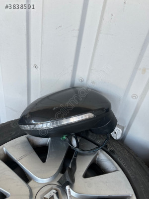 Volkswagen Passat B8 Sağ Ayna