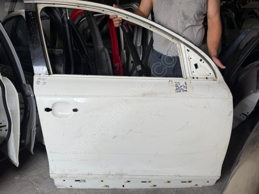 AUDI Q7 SAĞ ÖN KAPI ORJİNAL ÇIKMA 07-14 MODEL ORJİNAL ÇIKMA
