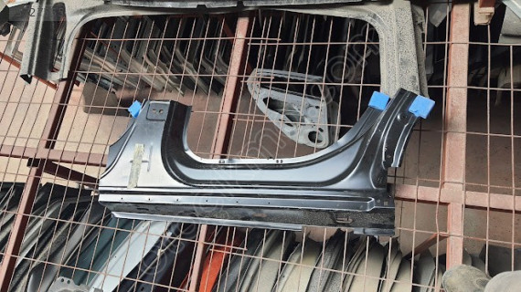 citroen c4  20/23  sağ sol marşbiyel sacı sfalılar oto cıkma