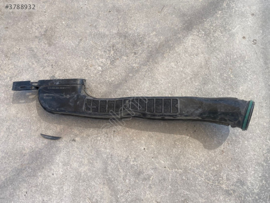 MERCEDES-BENZ GLB X247 HAVA GİRİŞ BAKALİTİ  A6540942097