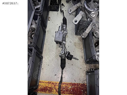 MERCEDES GLA W156 ÇIKMA DİREKSİYON KUTUSU 2464605201 A2464605201