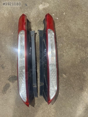 FORD FOCUS 2.5 HATCHBACK ÇIKMA  SAĞ / SOL ARKA STOP