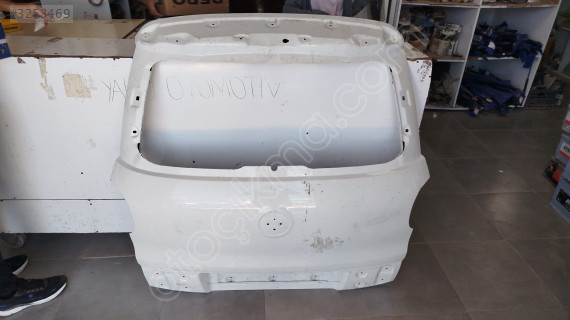 Fiat 500 l bagaj kapağı