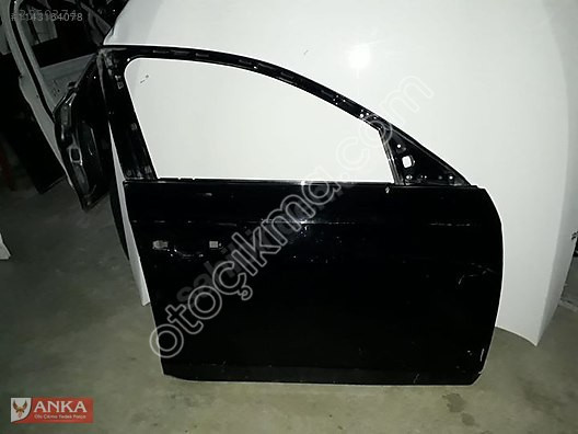 AUDİ A4 2011 SAĞ ÖN KAPI VE TÜM ÇIKMA ORİJİNAL PARÇALAR