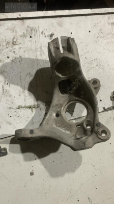 5QD407257A orjinal vw golf7 sol ön taşıyıcı