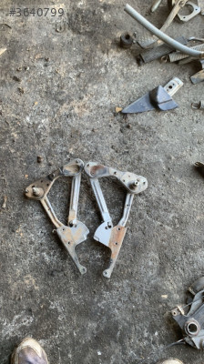 Mercedes w124 ön sağ sol kaput  menteşesi