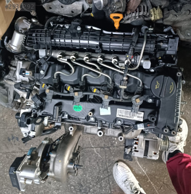Hyundai Accent blue 1.6crdi sıfır sandık fabrikasyon dolu motor