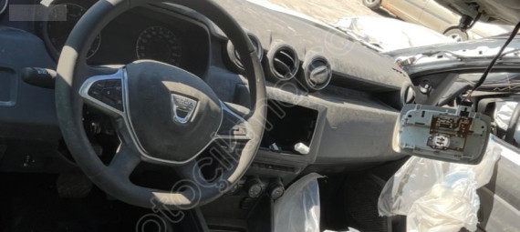 Dacia Duster direksiyon ve yolcu Airbag çıkma orijinal