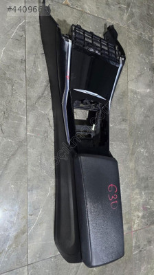 BMW 5 SERİSİ G30 ORTA KONSOL EGE OTOMOTİV BURSA
