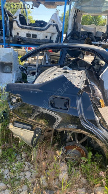 MERCEDES W212 E180 SAĞ ARKA ÇAMURLUK KESME OTO FEDAİ