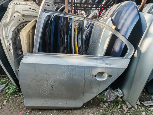 RENAULT FLUENCE SOL ARKA KAPI