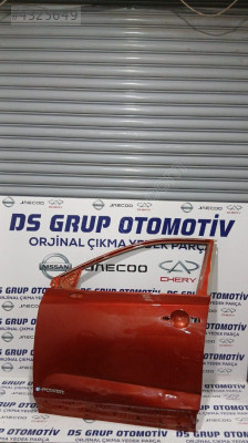 NİSSAN QASHQAI J12 SOL ÖN KAPI (LOKALLİK-KIRMIZI RENK) ORİJİNAL