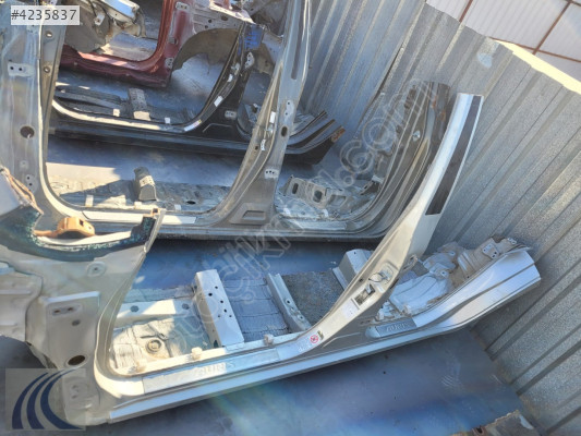 TOYOTA AURIS 2008 ÇIKMA SOL MARŞBEL KOMPLE