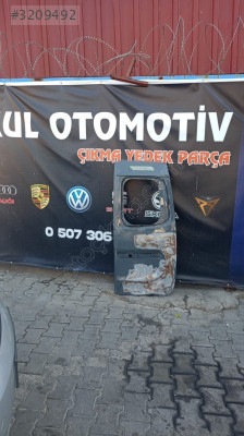 dacia duster sağ arka bagaj kapağı