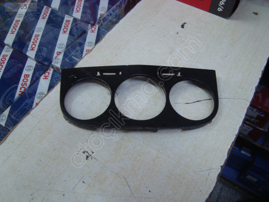 opel corsa d panel çerçevesi gm