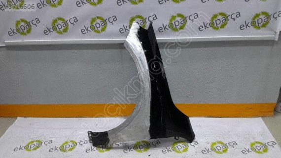 2013-2018 Mercedes A Serisi W176 Sol Ön Çamurluk - A1768810101