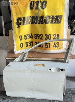 F20 Model BMW 1 Serisi için Sol Ön Kapı Çıkma Parçası
