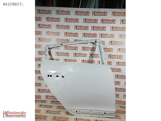 RENAULT MEGANE 3 SAĞ ARKA KAPI BEYAZ HATASIZ BOYASIZ 821001933R